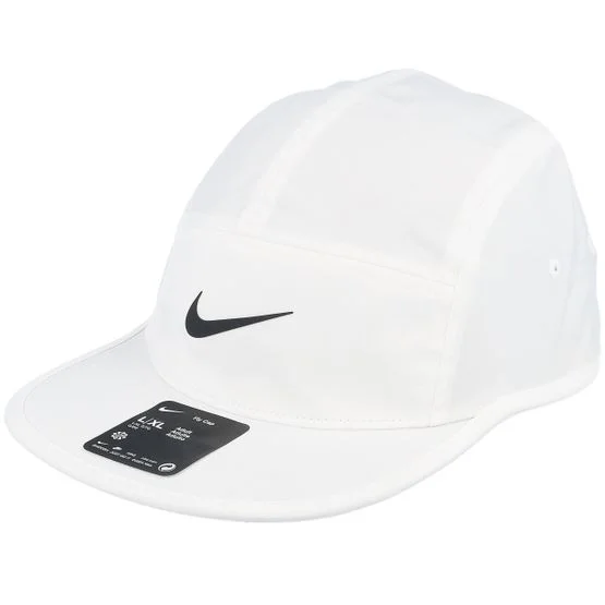 Nike - Wit 5panel Cap - Fly Cap White/Black 5-Panel @ Hatstore