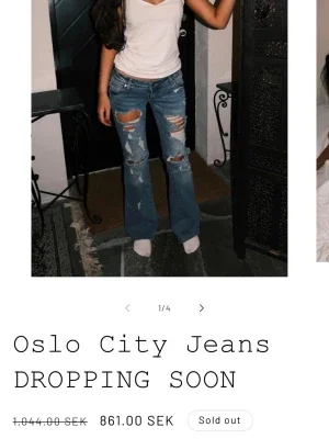 slitna bootcut jeans från juliana