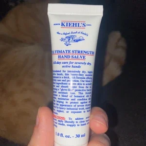 Kiehl's Ultimate Strength Hand Salve