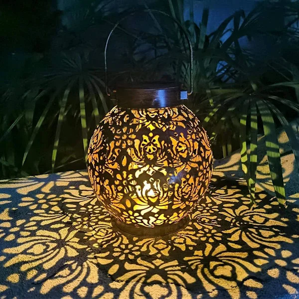 Ulkopuutarhakoriste aurinkokennolyhty, aurinkokennovalot ulkokäyttöön ripustettavaksi KLB-FX-