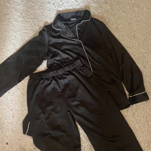 pjamas set
