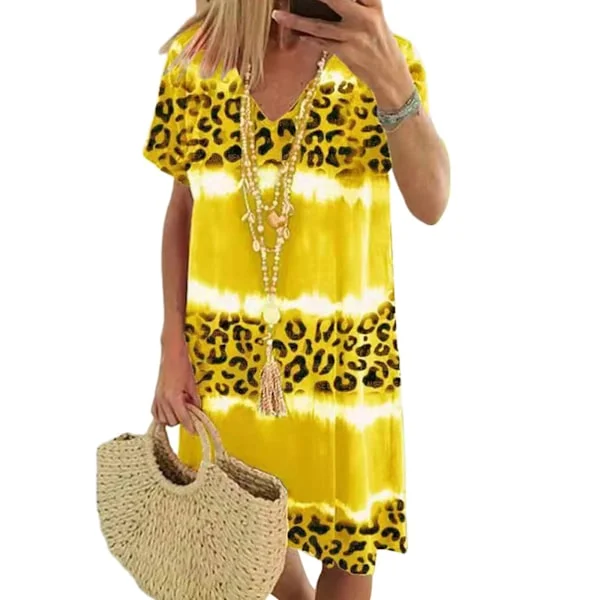 Seksikäs havaijilaistyylinen mekko, V-aukkoinen raidallinen mekko, naisten malli, keltainen.