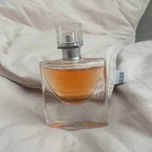 Lancome parfym ”la vie est belle”