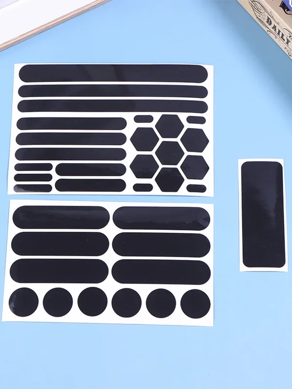 AliExpress - Autocollants réfléchissants noirs invisibles pour casques de moto, 1 feuille, bande réfléchissante Simple et efficace pour casques de 