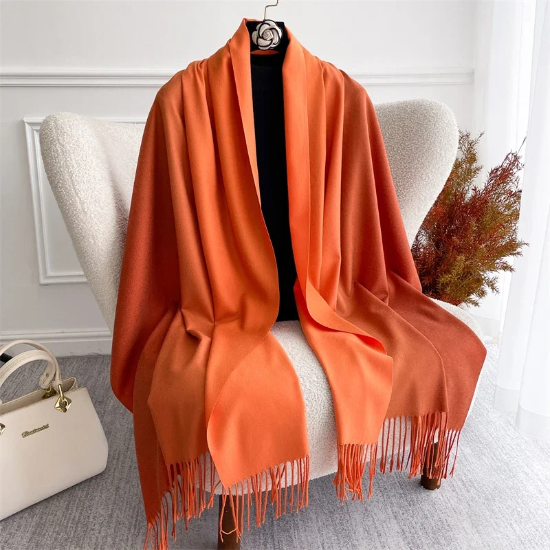 AliExpress - Fashion Solid Kaschmir Warm Schal für Frauen Neue Design Pashmina Winter Doppel Farbe Schal Wraps Bufanda Quaste Decke Poncho