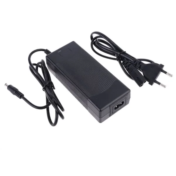 36V 2A Laddare 42V 2A Batteriladdare 100-240V Ingång Litium Li-ion Laddare för 36V Tvåhjulig Elcykel[RM]