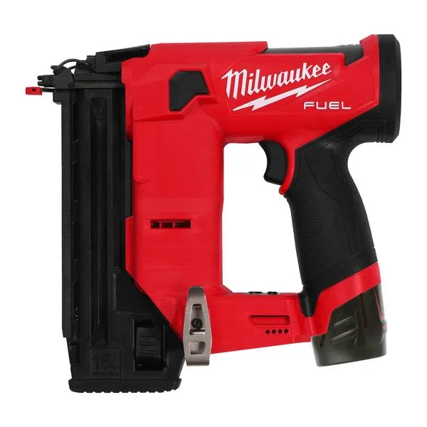 Milwaukee M12 FCN18GS-202X Akkuviimeistelynaulain akkujen ja laturin kanssa, Koneet