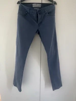 Blå jeans från Jacob Cohen