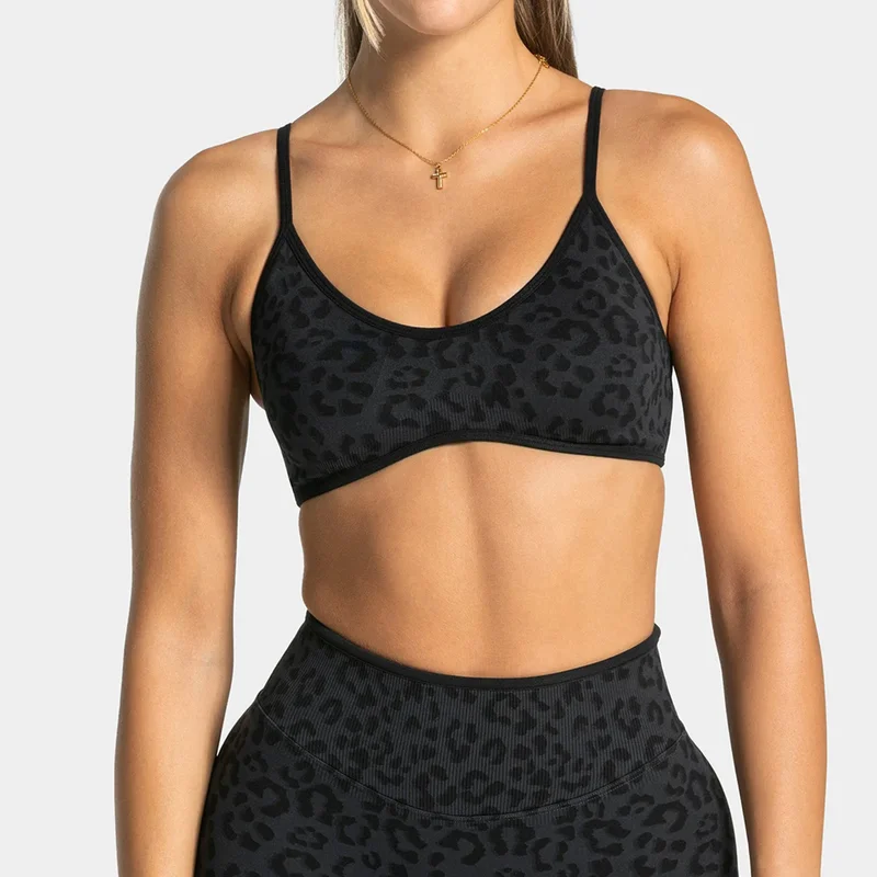 AliExpress - Ensemble de yoga imprimé léopard pour femme : Soutien-gorge de sport dos nageur, Leggings taille haute, Short | Vêtements de sport 