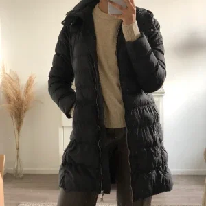 En höst/vinterjacka från massimodutti