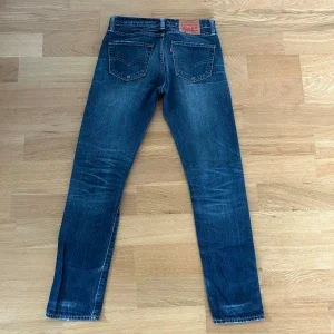 Levis jeans