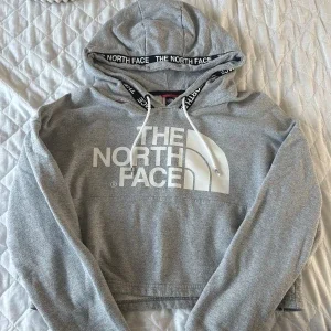 The North face hoodie