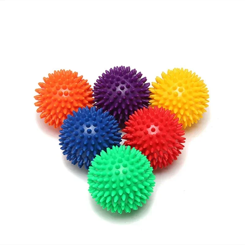 AliExpress - 7 cm Fitness Physiotherapie PVC Ball Harte Spikes Massage Ball Entlasten Plantarfasziitis Tragbare Ausrüstung Bodybuilding Sport
