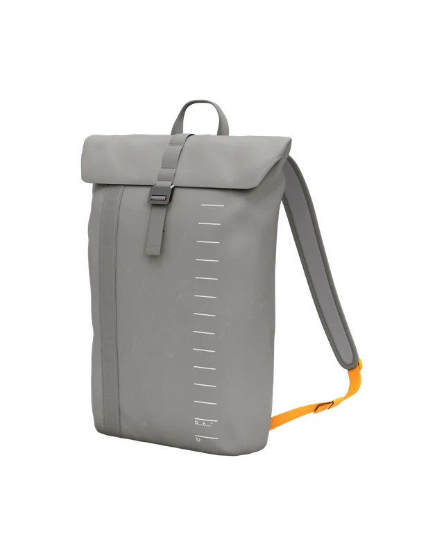 Db - Essential Backpack 12L Sand Grey
