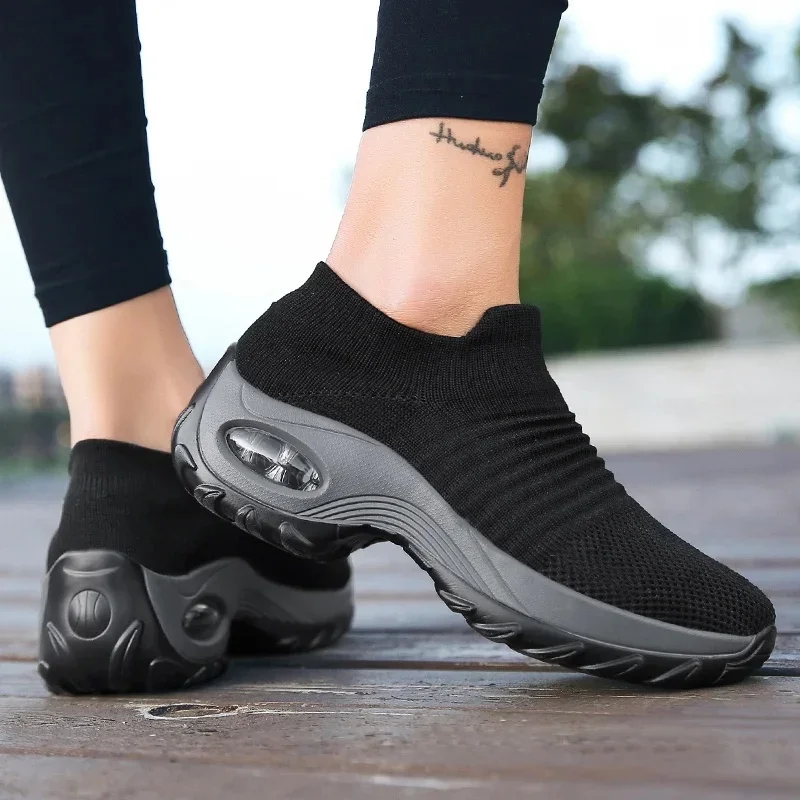 AliExpress - Damen-Walking-Sneaker, modische Fliegenweb-Socken-Sneaker, atmungsaktiv, bequem, Stillschuhe, lässige Plateau-Loafer, rutschfest