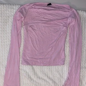 Rosa långärmad topp