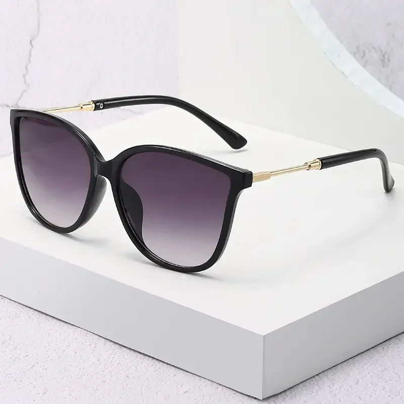 AliExpress - Vintage Cat Eye Zonnebril Vrouw Merk Ontwerper Retro Spiegel Zonnebril Vrouwelijke Eyewear Mode Rijschaduw Oculos De Sol