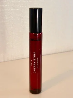 Phlur Cherry Stem Eau de Parfum 9,5 ml