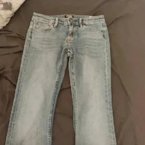 Lågmidjade Bootcut Jeans