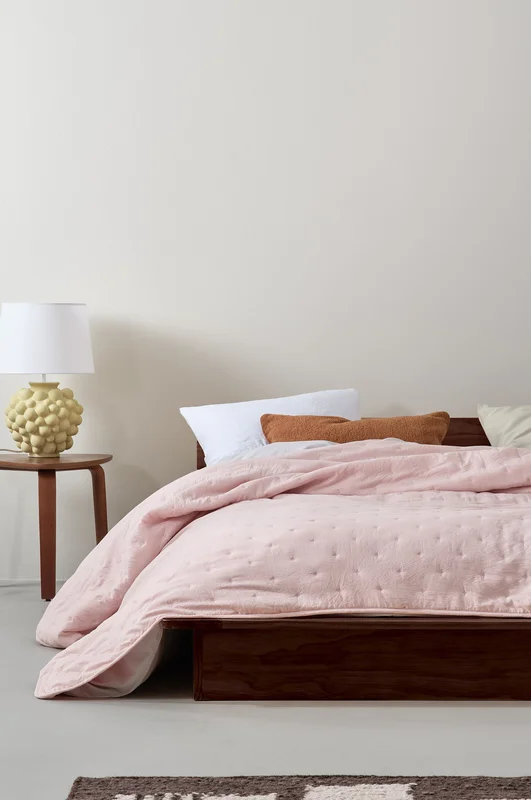 Jotex - 150 Calm Överkast Puderrosa Bedspread - Köp Enkelsäng hos Jotex