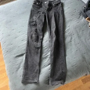 Ganni jeans med slits