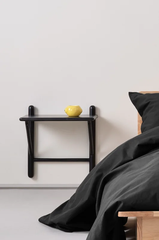 Jotex - Nachtkastje Zwarte Beits Zwarte beits - NIMBUS - Koop Nachtkastjes bij Jotex