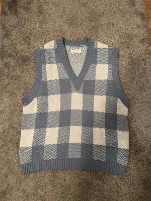 Asos stickat linne väst