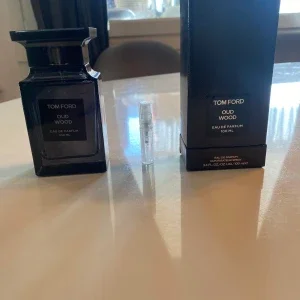 Tom Ford Oud Wood 3ml