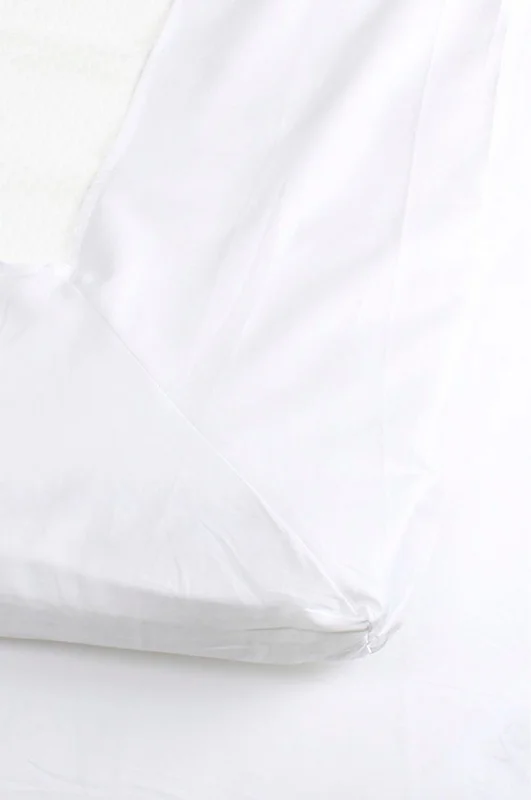 Varnamo of Sweden - Kuvertlakan Satin - Vit - Lakan - 90X200 - Från Homeroom