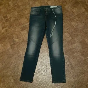 Please jeans 28