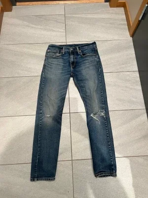 Levis 512