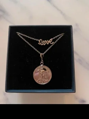 Halsband från Mockberg