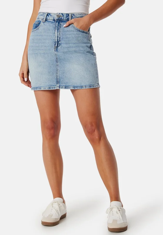 VERO MODA - Vmtessa High Rise short denim skirt - Ljusblå denim - Jeanskjol Dam