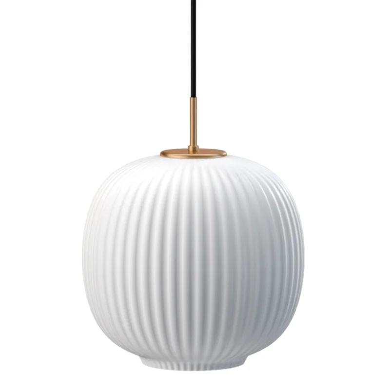 Edgeform Vibra taklampa 26 cm, opal | Inredning > Lampor > Taklampor > Pendellampor | Bagaren och Kocken