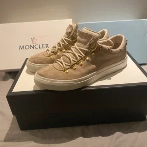Beige mockasneakers från Diemme