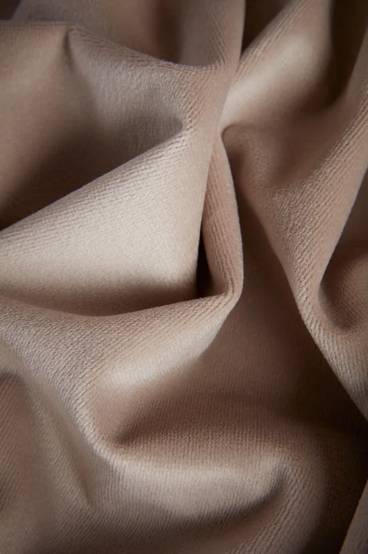 Jotex - Stofmonster Van Velvet Beige Beige - DEMI - Koop Stofstalen - Gordijnen bij Jotex
