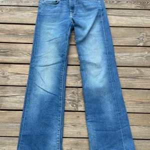 Blå flare jeans från Pepe Jeans