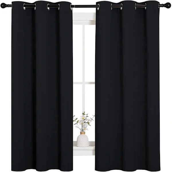 Kolsvarta Solida Termiskt Isolerade Öljett Mörkläggningsgardiner (2 Paneler, 107 cm Breda x 160 cm Långa, Svart)