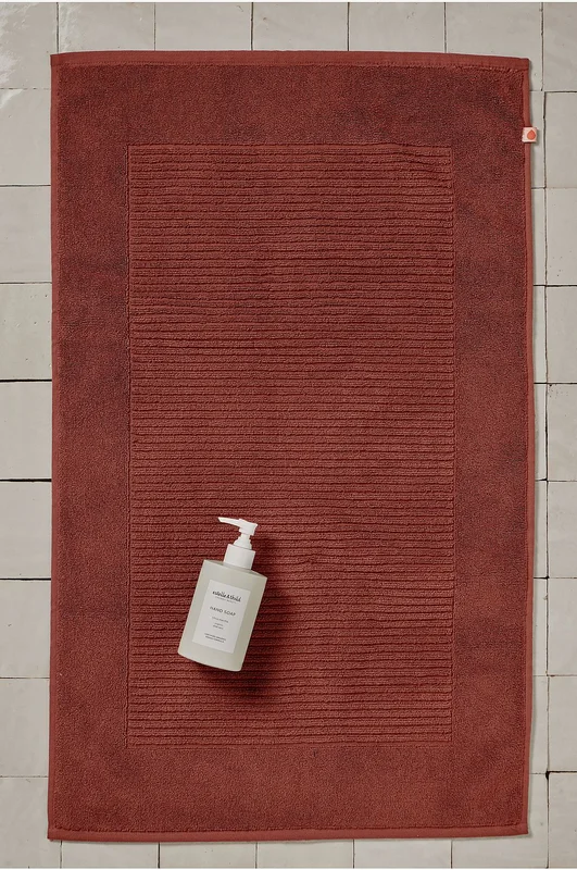 Pure - Badrumsmatta Premiumsoft 50x80 cm - Röd - Badrumsmattor - 50X80 - Från Homeroom