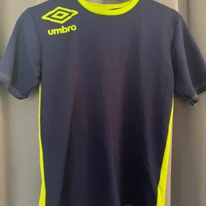 Umbro träningströja
