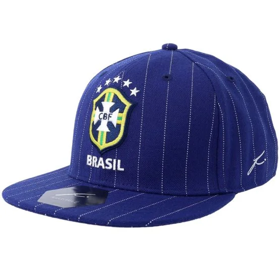 Fan Ink - Football Blå snapback Caps - Brazil Football Beyond Borders Dark Royal/White Pin Snapback @ Hatstore