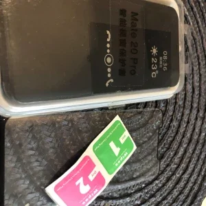 Skal till mate 20 PRO/ NY/svart/skärmskydd