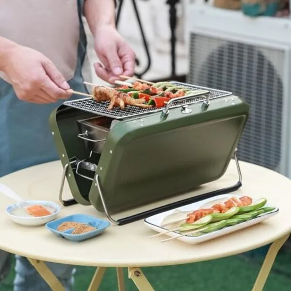 Utomhus hopfällbar bärbar grill, liten grill för hemmagrillning