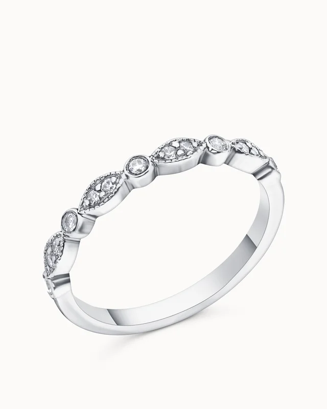 Alliancering Ester 18K Hvidguld - Forlovelsesringe & Vielsesringe hos Vanbruun