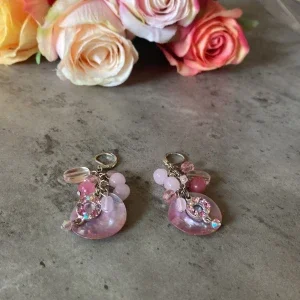 Glittriga rosa örhängen med pärlor