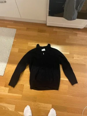 Svart half zip tröja Bruun & Stengade