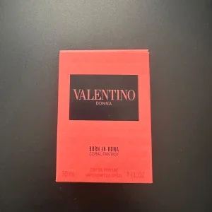 Valentino Donna Born in Roma Coral Fantasy Eau de Parfum