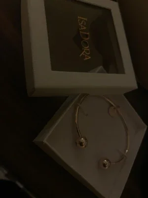 IsaDora armband