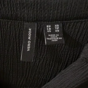 Svart långärmad klänning Vero Moda XS
