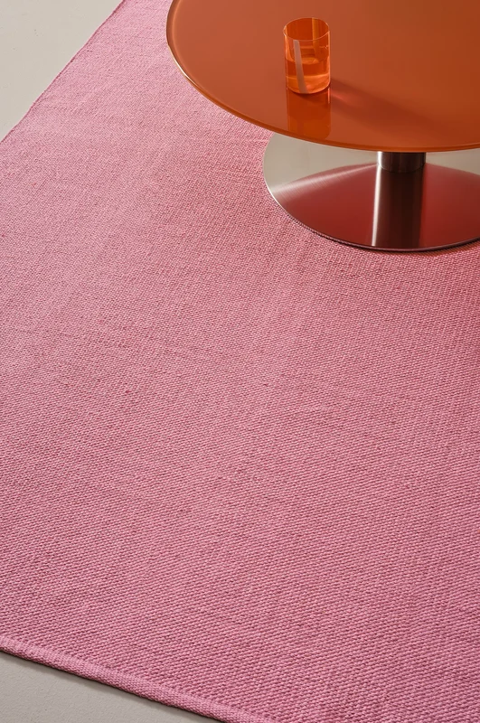 Jotex - Katoenen Tapijt Roze Roze - NIKE - Koop Katoenen vloerkleed bij Jotex